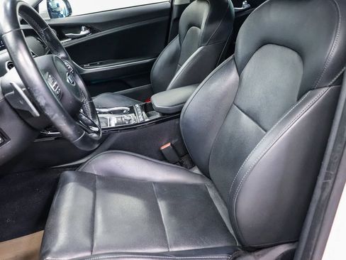 Used 2019 Kia Stinger Premium RWD image 18
