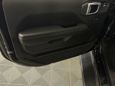 Used 2023 Jeep Wrangler Sahara 4xe image 27