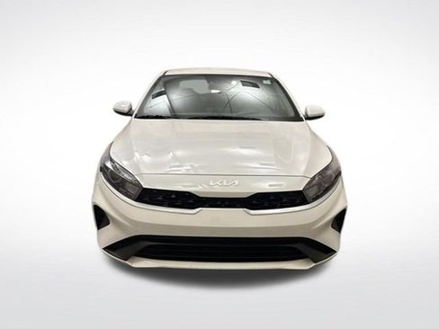 Certified 2024 Kia Forte LXS FWD image 2