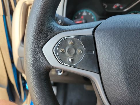 Used 2022 Chevrolet Colorado W/T w/ Custom Special Edition image 27