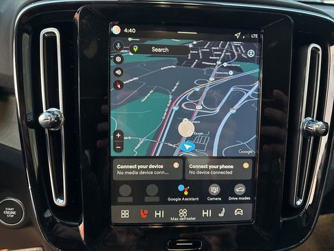 New 2026 Volvo XC40 B5 Plus w/ Protection Package Premier AWD/4WD image 26