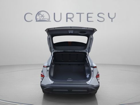 New 2027 Hyundai Kona SEL Sport FWD image 9