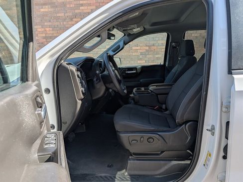 Used 2022 Chevrolet Silverado 1500 Custom AWD/4WD image 18