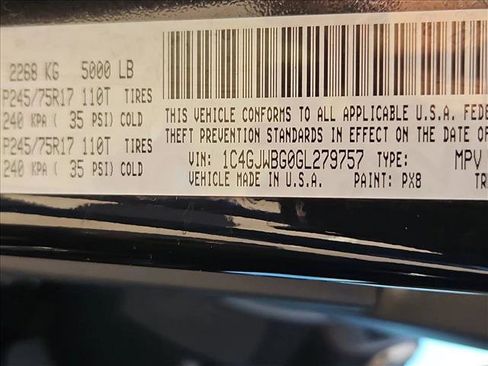 Used 2016 Jeep Wrangler Sahara AWD/4WD image 22