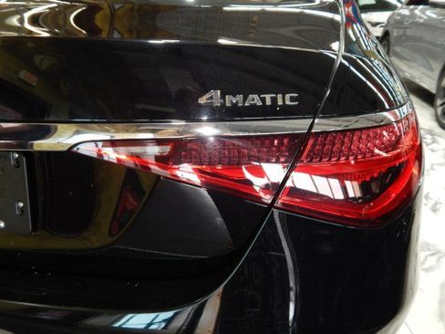 Used 2023 Mercedes-Benz S 580 4MATIC Sedan w/ AMG Line image 50