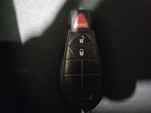 Used 2019 RAM 1500 Express image 32