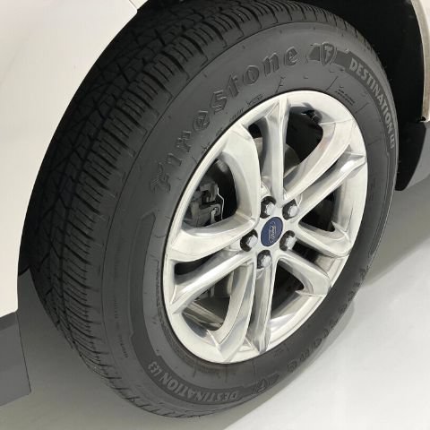 Used 2015 Ford Edge SEL w/ Equipment Group 201A FWD image 18
