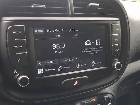 Used 2022 Kia Soul LX FWD image 29