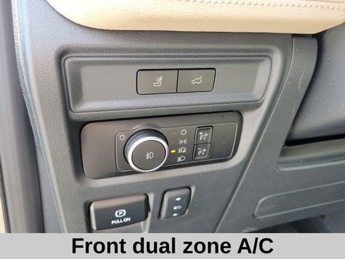 Used 2024 Ford Expedition Max Limited RWD image 7