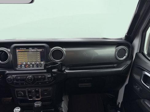 Used 2020 Jeep Gladiator Overland image 60