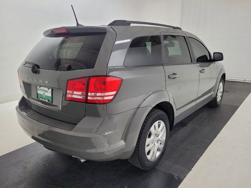 Used 2020 Dodge Journey SE w/ SE Popular Equipment Group FWD image 9
