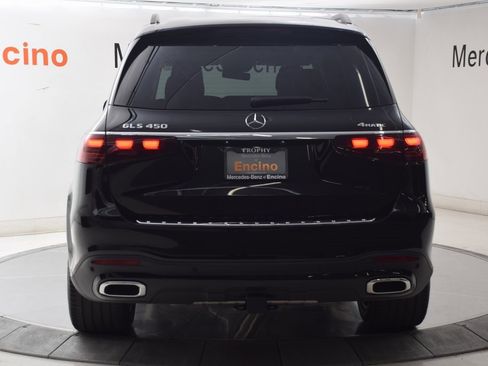 Used 2026 Mercedes-Benz GLS 450 4MATIC image 5