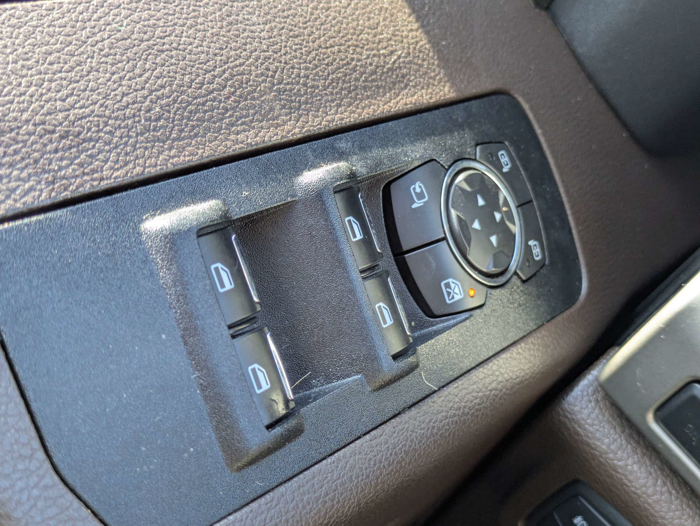 Used 2018 Ford F150 King Ranch w/ Equipment Group 601A Luxury AWD/4WD image 22