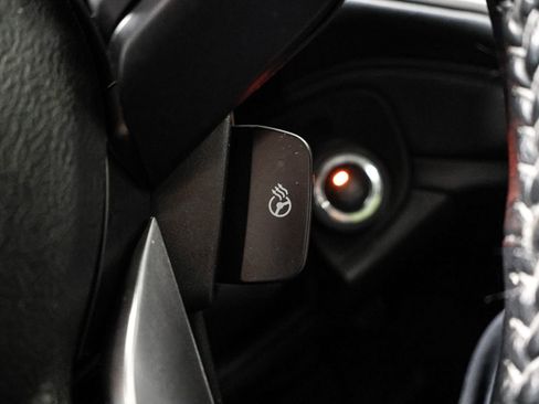 Used 2022 Subaru Legacy Limited image 38