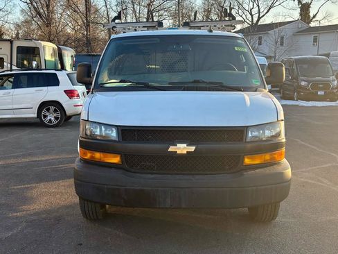 Used 2022 Chevrolet Express 2500 RWD 2500 135 w/ Driver Convenience Package image 3
