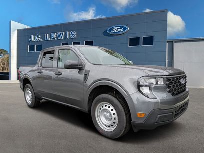 New 2025 Ford Maverick XL