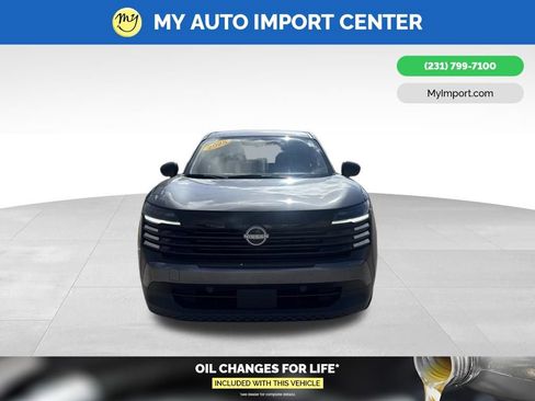 Used 2025 Nissan Kicks S AWD/4WD image 2