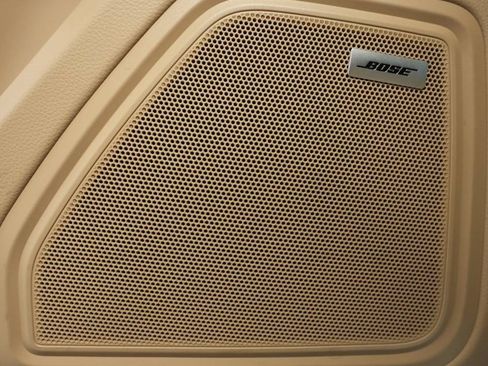 Used 2025 Porsche Macan image 30