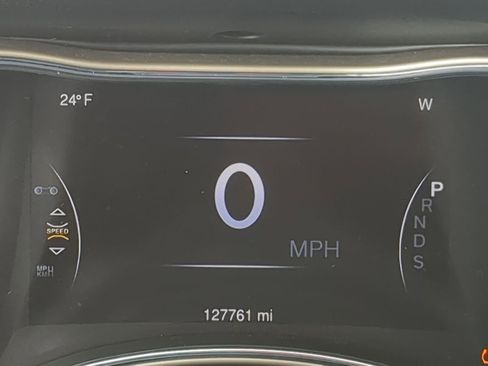 Used 2014 Jeep Grand Cherokee Overland image 33