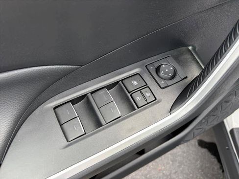Used 2024 Toyota RAV4 XLE image 22