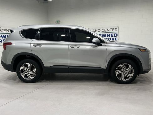Used 2023 Hyundai Santa Fe SEL image 9