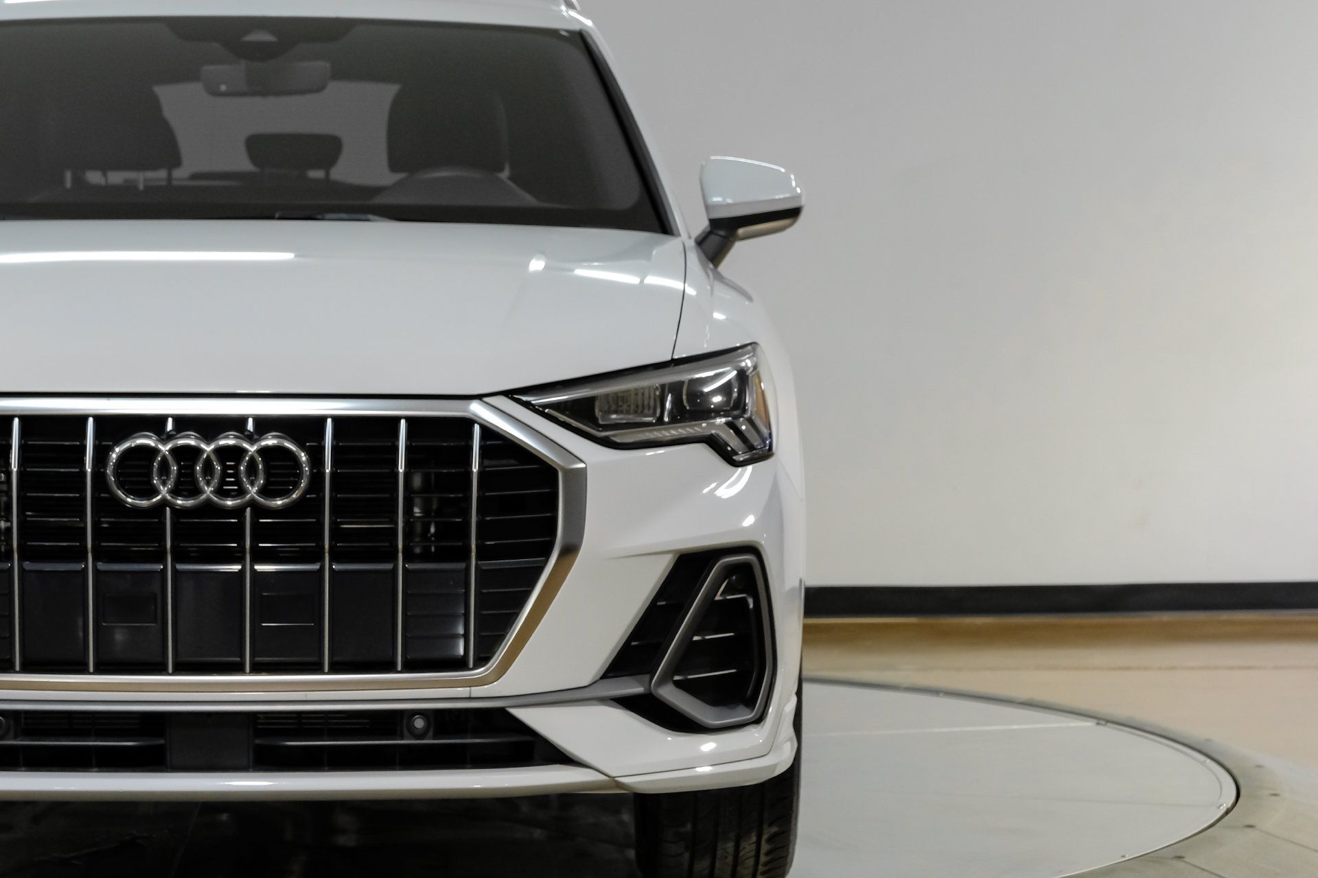 Used 2024 Audi Q3 2.0T Premium AWD/4WD image 50