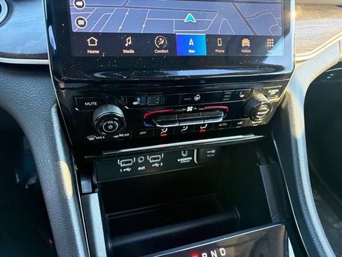 Used 2023 Jeep Grand Cherokee 4WD 4xe image 14