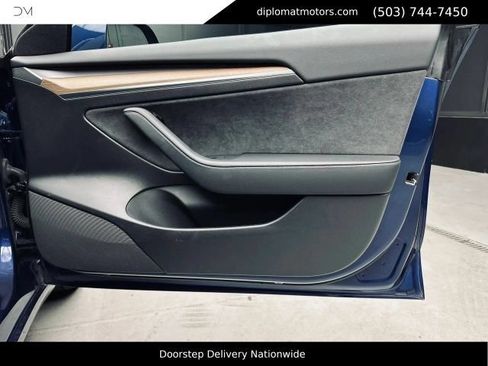 Used 2022 Tesla Model 3 Performance AWD/4WD image 25