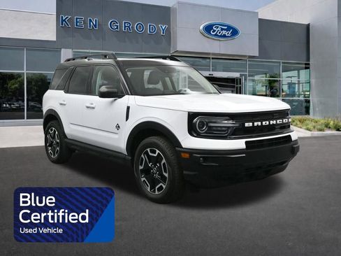 Certified 2022 Ford Bronco Sport Outer Banks w/ Tech Package image 1