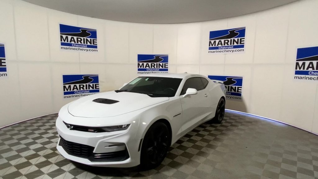 Used 2020 Chevrolet Camaro SS RWD image 6