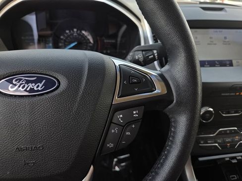 Used 2020 Ford Edge SEL FWD image 22