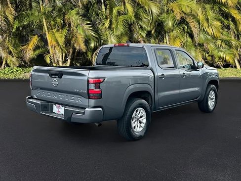 Used 2024 Nissan Frontier SV image 5