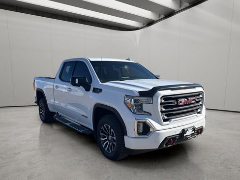 Used 2019 GMC Sierra 1500 AT4 w/ AT4 Premium Package image 9
