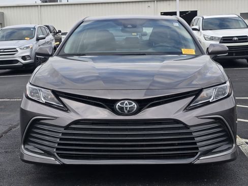 Used 2023 Toyota Camry LE w/ Convenience Package image 2
