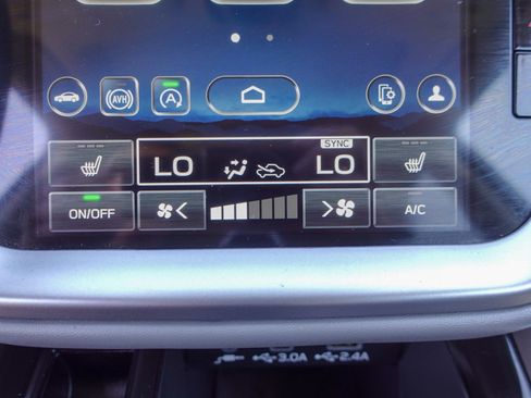 Certified 2025 Subaru Outback Limited AWD/4WD image 19