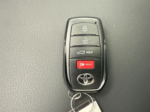 Used 2026 Toyota Camry SE w/ Convenience Package AWD/4WD image 31