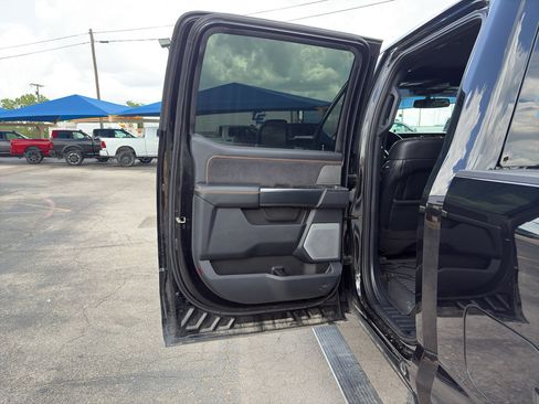 Used 2024 Ford F350 Platinum w/ FX4 Off-Road Package AWD/4WD image 11