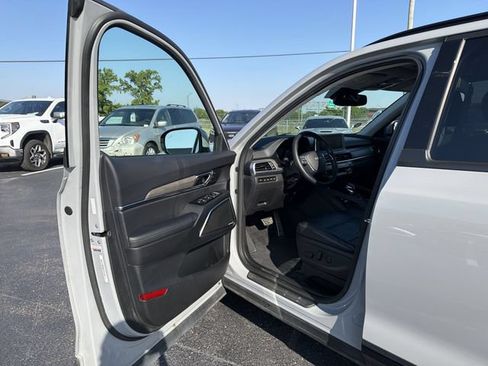 Used 2022 Kia Telluride SX w/ SX Prestige Package AWD/4WD image 19