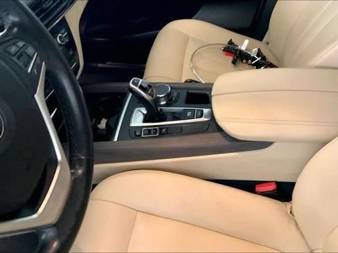 Used 2018 BMW X5 sDrive35i w/ Premium Package RWD image 8