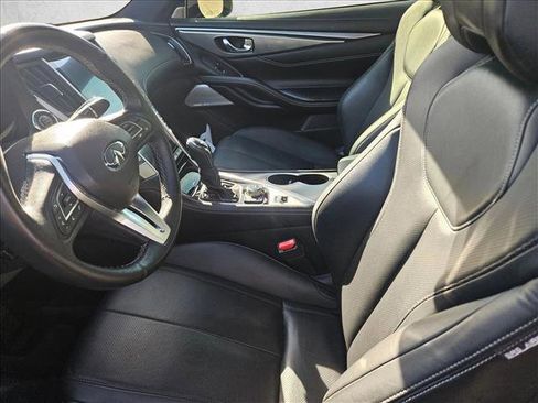 Used 2018 INFINITI Q60 3.0t Luxe w/ Sensory Package 3.0T Luxe image 8