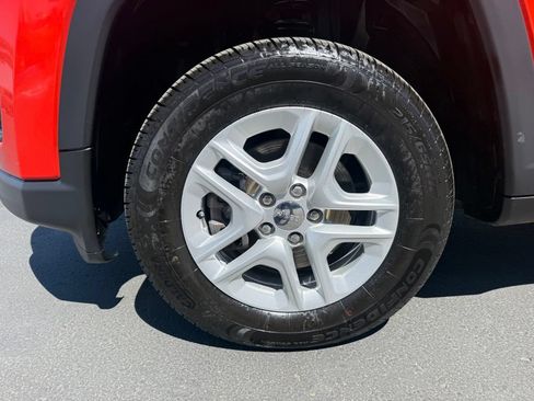 Used 2018 Jeep Compass Sport AWD/4WD image 27