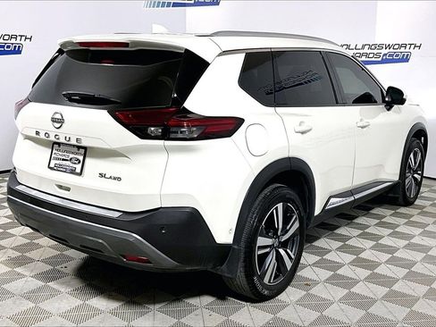 Used 2023 Nissan Rogue SL w/ SL Premium Package image 9