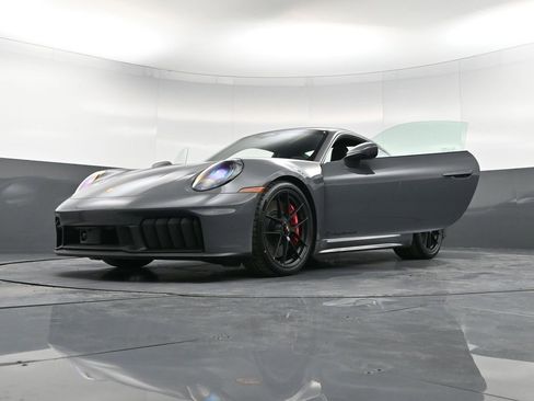 New 2026 Porsche 911 Carrera GTS image 37
