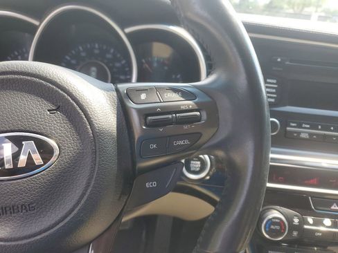 Used 2015 Kia Optima EX image 17