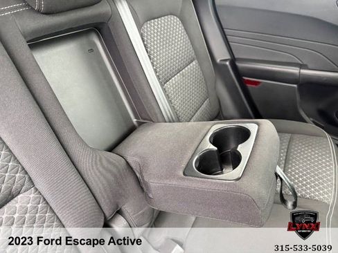 Used 2023 Ford Escape Active AWD/4WD image 36