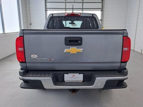 Used 2020 Chevrolet Colorado W/T w/ WT Convenience Package RWD image 6