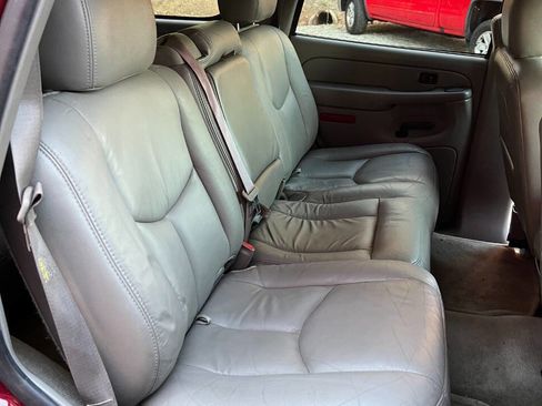 Used 2004 Chevrolet Tahoe LT w/ LT Preferred Equipment Group image 19