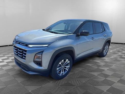 New 2026 Chevrolet Equinox LT w/ Convenience Package II image 3