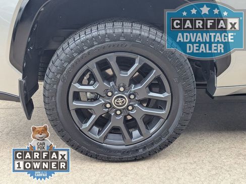 Used 2023 Toyota Sequoia Platinum AWD/4WD image 3