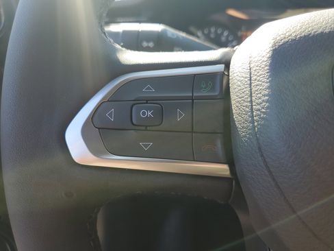 New 2026 Jeep Compass Limited image 14